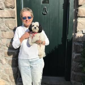 Meet your Posher, Pauline